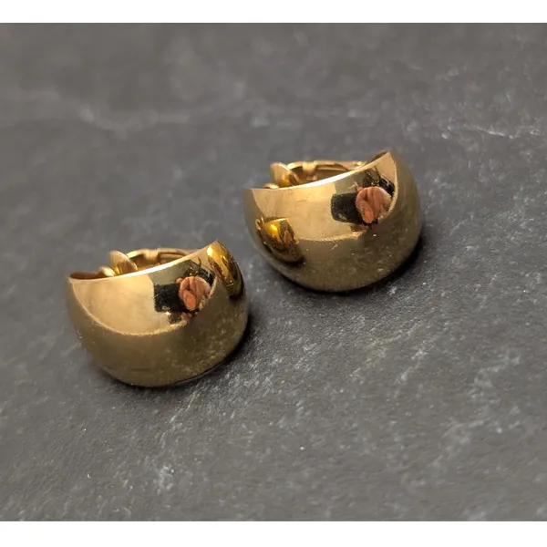 Vintage Clip On Earrings Stylish Mirrored Gold Tone Elongated Hoops 7/8" - Image 5