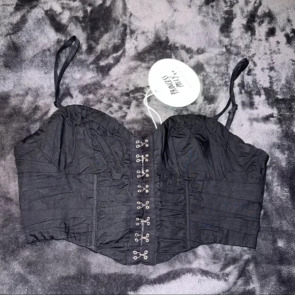 Princess Polly Caitlin Top in Black Size 6 New with tag - Image 5