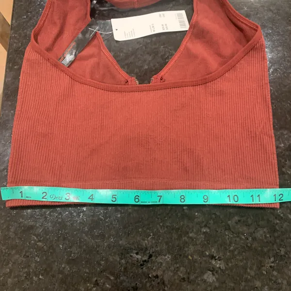 Urban Outfitters NWT Out From Under Wine Zipper Front Crop Top Size Large - Image 7