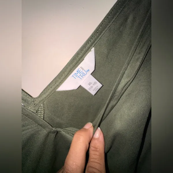 Time and Tru Forest Green Apparel - Image 7