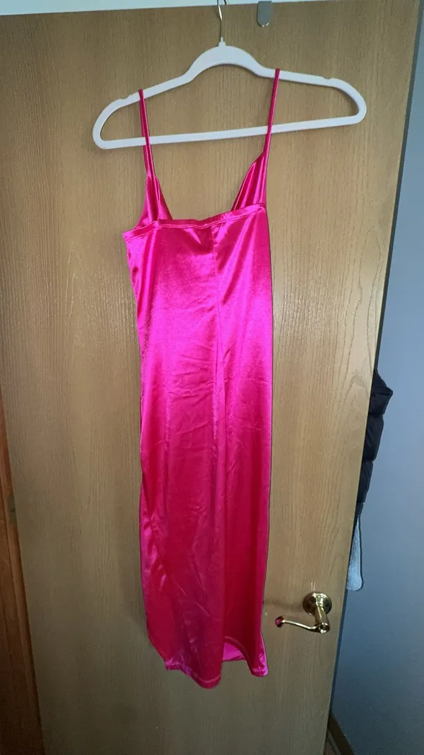 Windsor Pink Midi Dress - Image 2