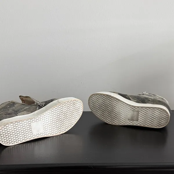 Soda Beige and Blue‎ Striped Wedge Sneaker Bootie Sz 6.5 - Image 9
