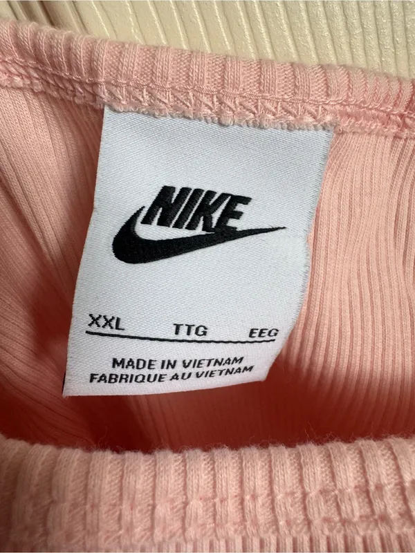 Nike Ribbed Crop Tank Top - Image 4