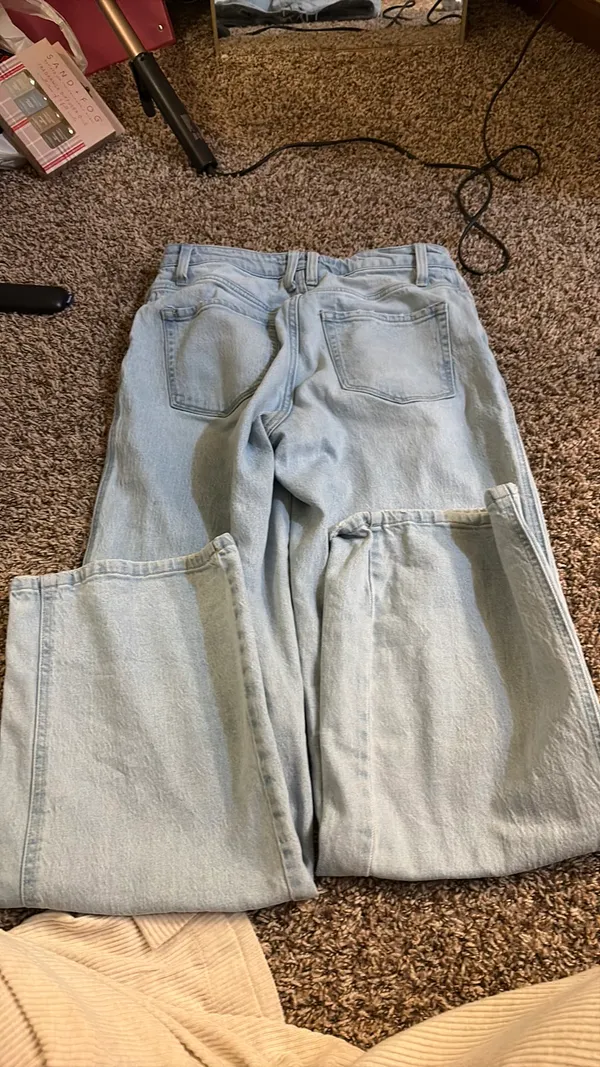 Vervet Jeans - Image 2