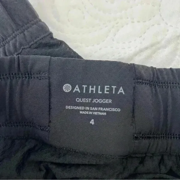 Athleta Quest Jogger Pant size 4 - Image 12