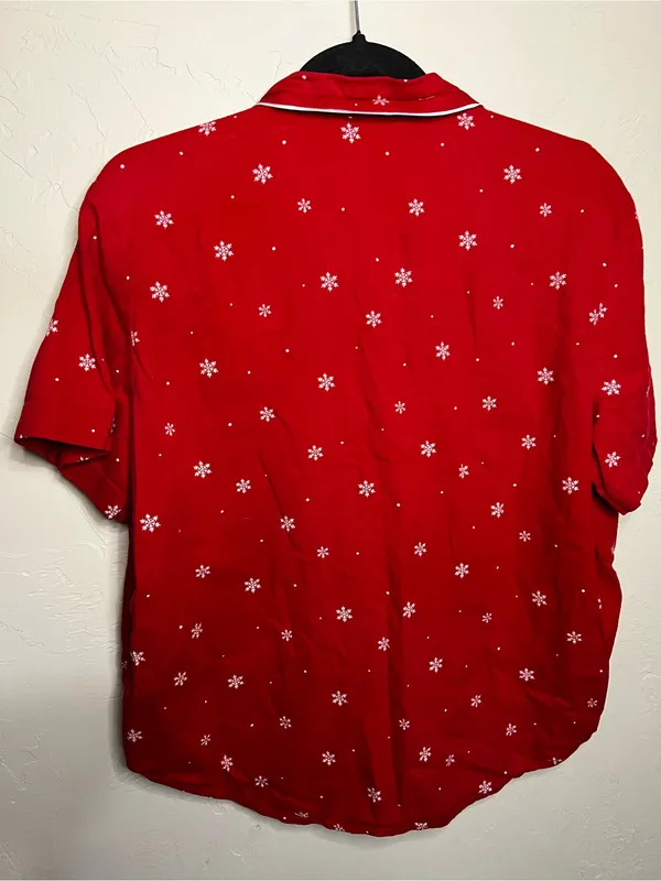 Victoria’s Secret Lipstick Red White Snowflake Short Sleeve Flannel Pajama Set - Image 7