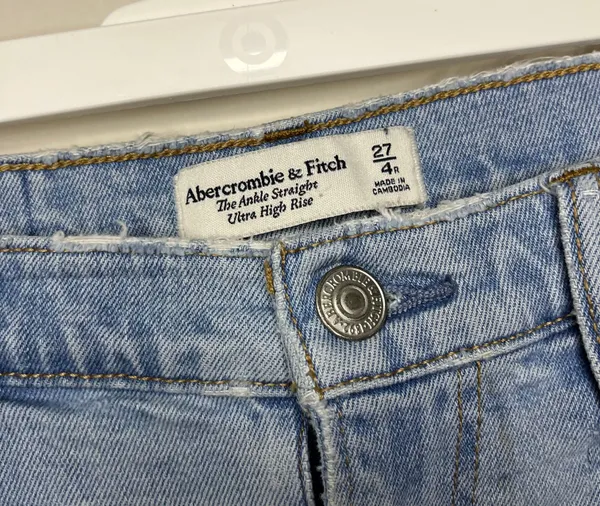 Straight Leg Jeans - Image 4
