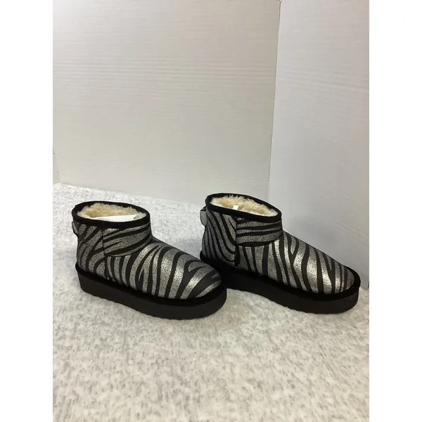COMFY Silver Zebra Print‎ Metallic Leather Platform Ankle Boots 7M Size 7 - Image 2