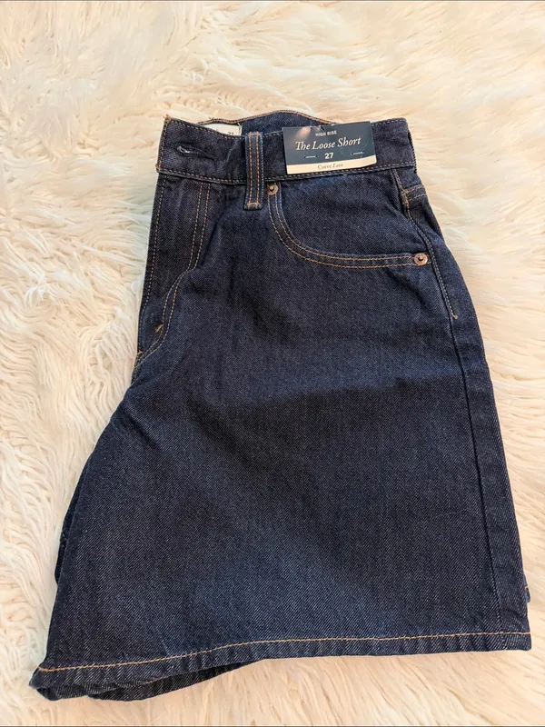 Abercrombie &Fitch High Rise The Loose Shorts size 27 Dark Wash Denim brand new - Image 5