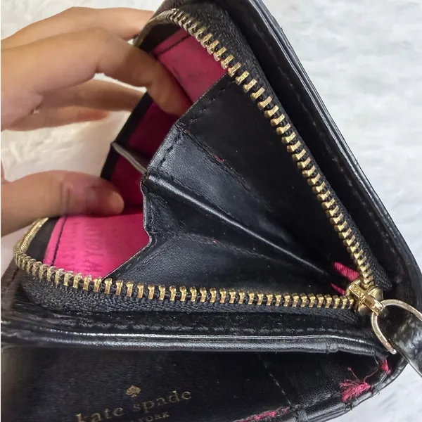 Kate Spade Black Wallet - Image 10