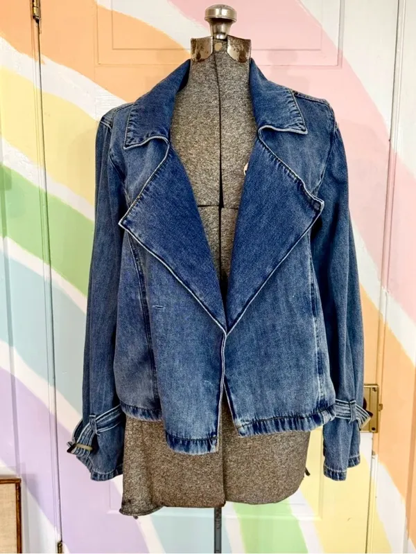 Habitual Wide Draped Lapel Denim Jacket Buckle Cuffs Medium Wash Sz M 💛🍄 - Image 3
