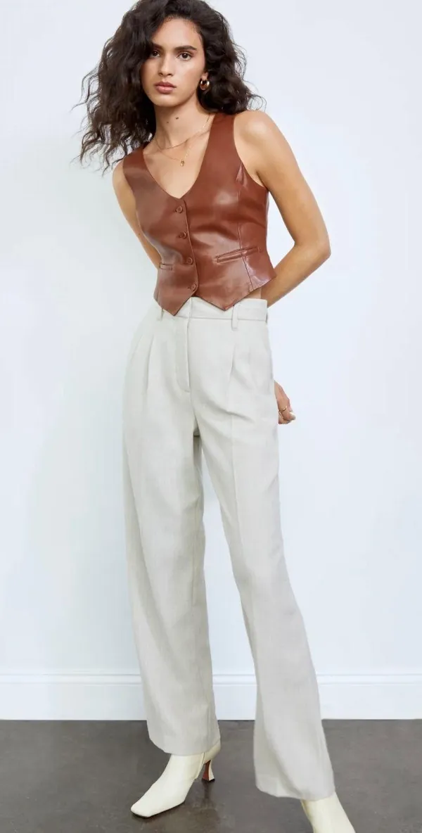 Aritzia Wilfred Desire Leather Vest - Image 2