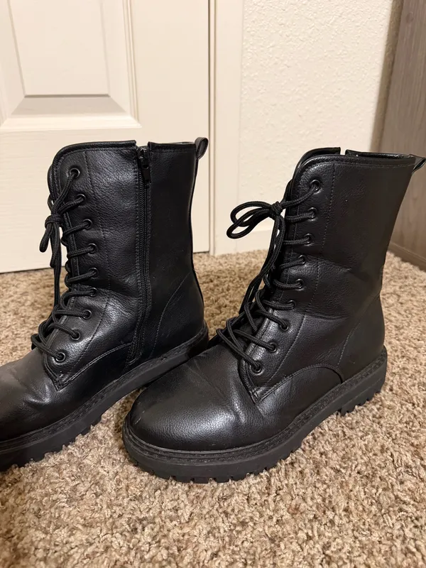 Lace up boots Black Size 8.5 - Image 3