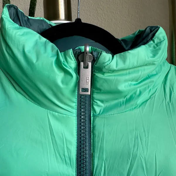 UGG Blue Sydnee Reversible Puffer Vest - Image 10
