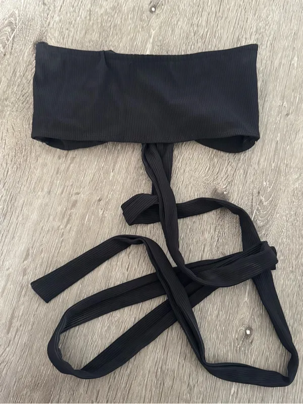 Edikted Black Ribbed Multi-Way Wrap Bandeau Crop Top (XS) - Image 3