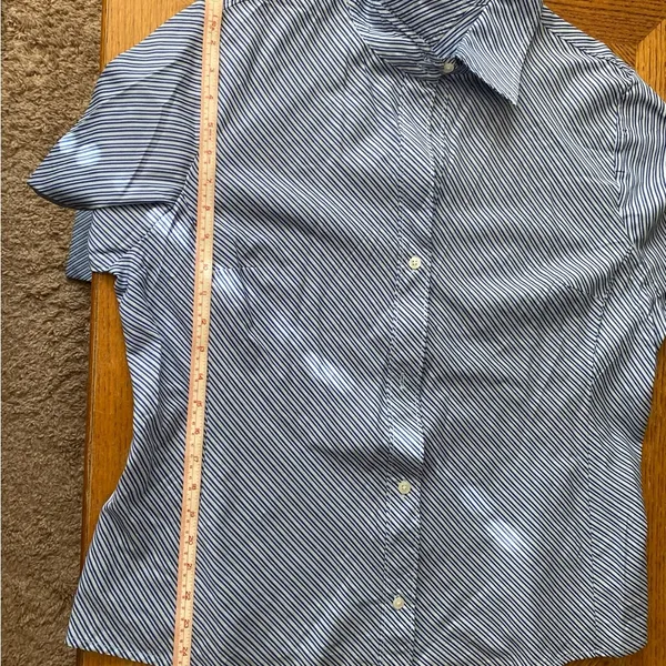 Apt 9 women’s Blue Striped collared Button Down Long Sleeves Shirt - Image 8