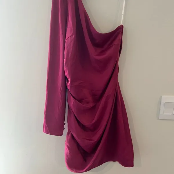 Lulus Magenta‎ Happy Hour Satin Ruched One-Shoulder Mini Dress Women’s Size M - Image 6