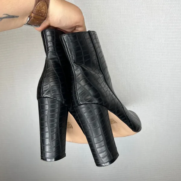PrettyLittleThing Black Croc Embossed‎ Block Heel Ankle Boots Size 7 Pointed Toe - Image 3