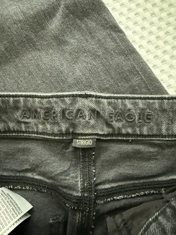American Eagle Jeans Mom - Image 4