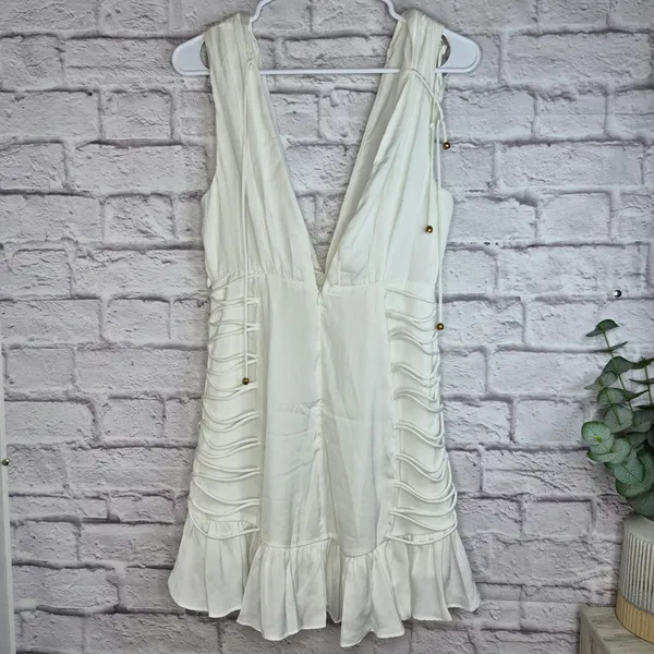​NWT Selfie Leslie Come Alive String Detail Deep V-Neck Mini Dress White M AU 10 - Image 4