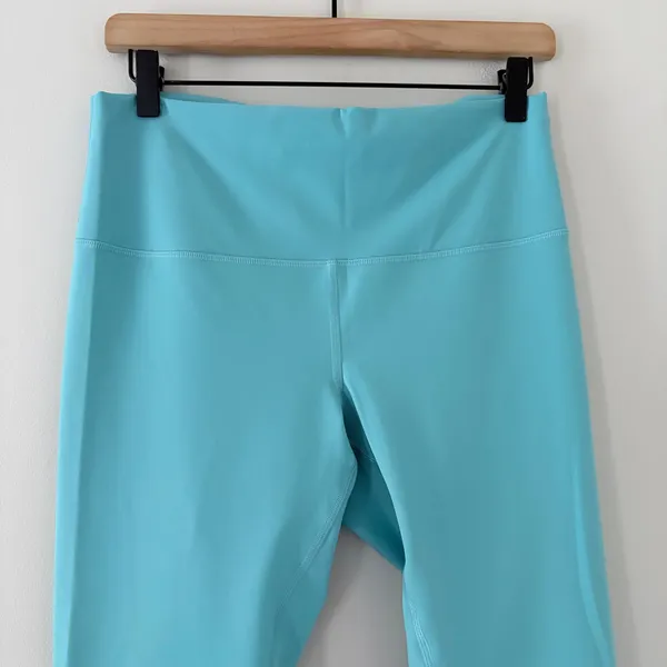 Lululemon Wunder Train HR Crop 23 High Rise Everlux Leggings Size 12 - Image 2