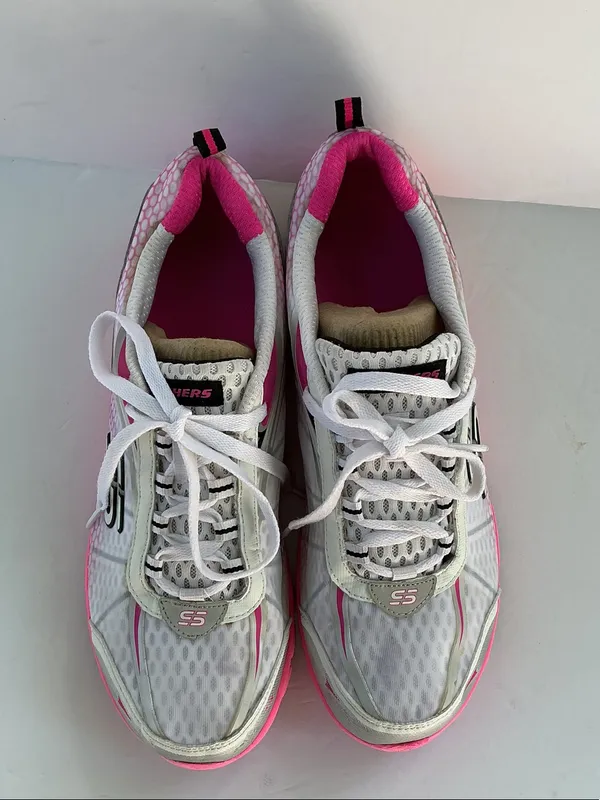 Skechers White and Hot Pink Women's Running Shoes - Image 5