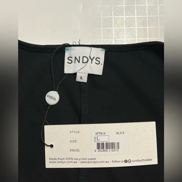 NWT SNDYS x REVOLVE Matching Capri Top in Black, size M - Image 6