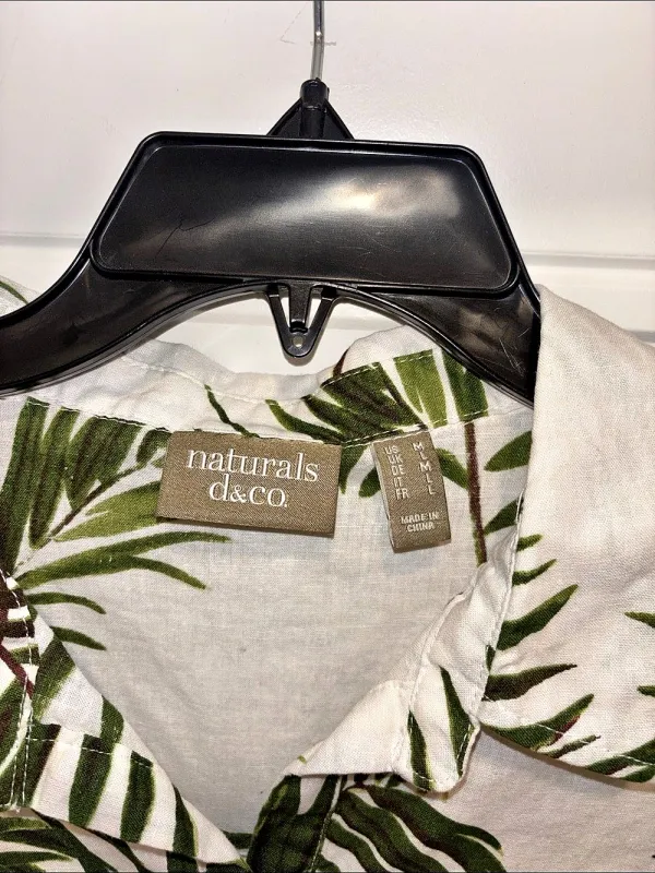 Naturals d&co Tropical Palm Print Linen Short Sleeve Shirt - Image 3