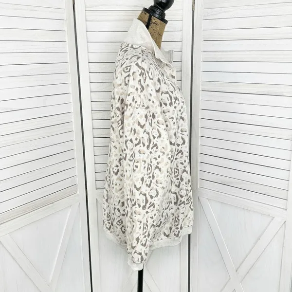 Aerie Leopard Print Oversized‎ Sweatshirt Cream Tan Beige Small Quarter Zip - Image 3