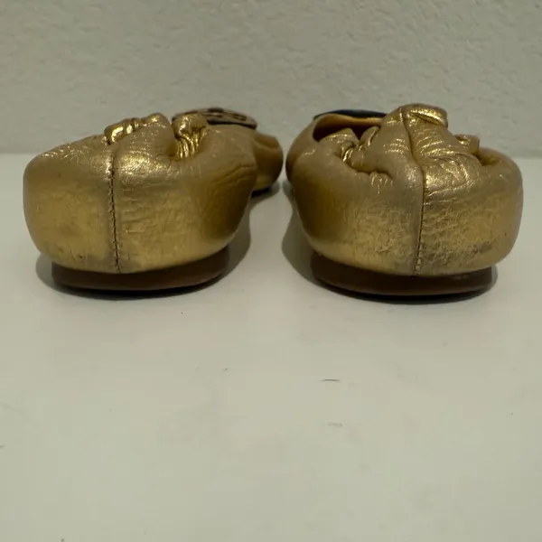 Tory Burch Reva Gold Metallic Ballet Flats Grained Leather Logo Size 7 Y2K - Image 6