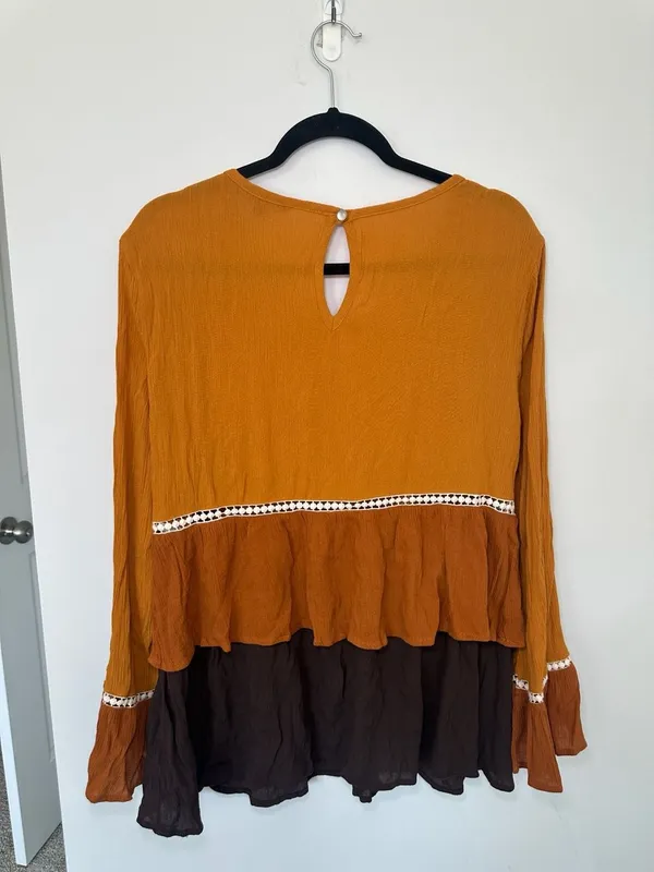 Signature Studio Tiered Blouse Size L Mustard Brown Long Sleeve Ruffle - Image 3