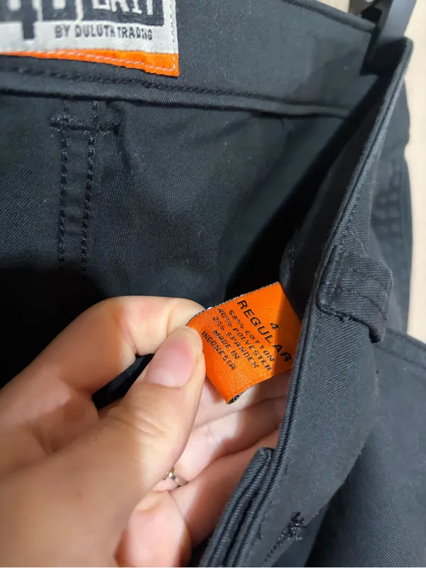 40 grit Duluth trading work pants Size 4 - Image 3