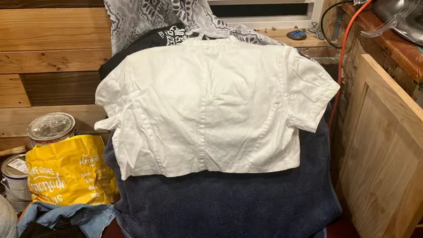 White Shawl Size XL - Image 3