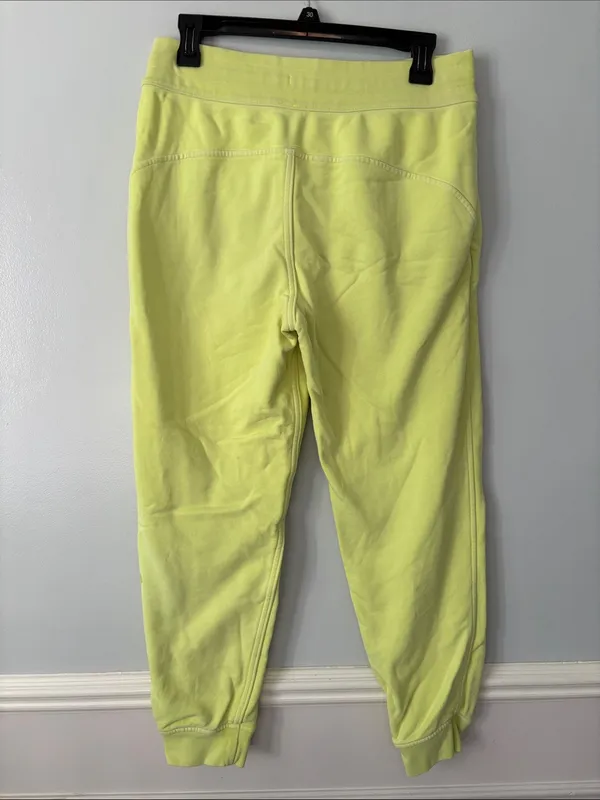 Lululemon Scuba High-Rise Cropped Jogger Sz 8 Wasabi Green Neon Yellow Athlete - Image 6
