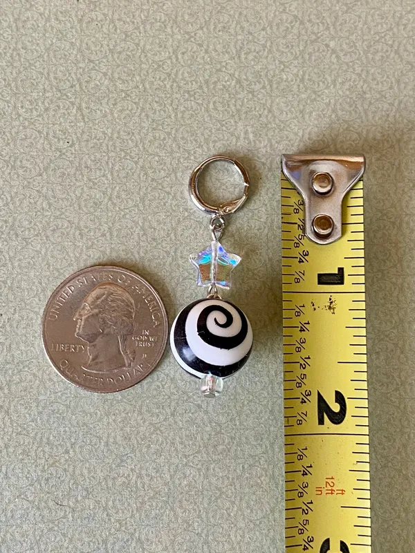 Handmade y2k funky grunge style swirl spiral uzumaki ball unique dangle earrings 🌀🖤 - Image 6