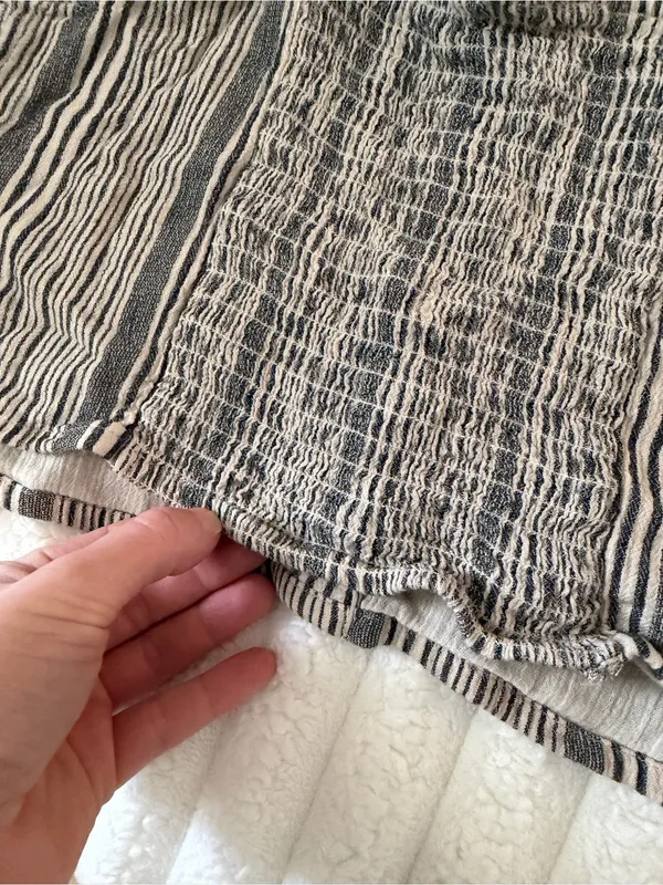 American Eagle Outfitters Striped Button-Front Cropped Tank Top - Black & Cream - Image 7