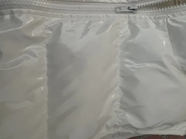Pants Store Puffer Vest  - Image 4
