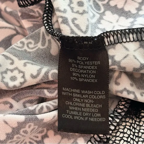 WHBM black and white Camisole Tank Small - Image 6