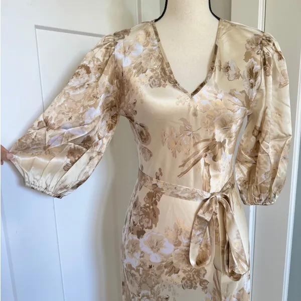 Gold Hawk 100% Silk Floral V Neck Belted Maxi Dress Eyelash Lace Trim Womens XS - Image 7