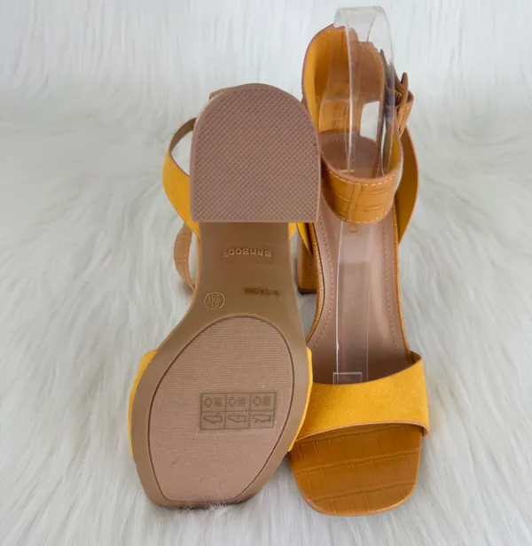 Bamboo Yellow Milestone Croc Accent Ankle Strap Chunky Block Heel Sandals Size 10 - Image 8