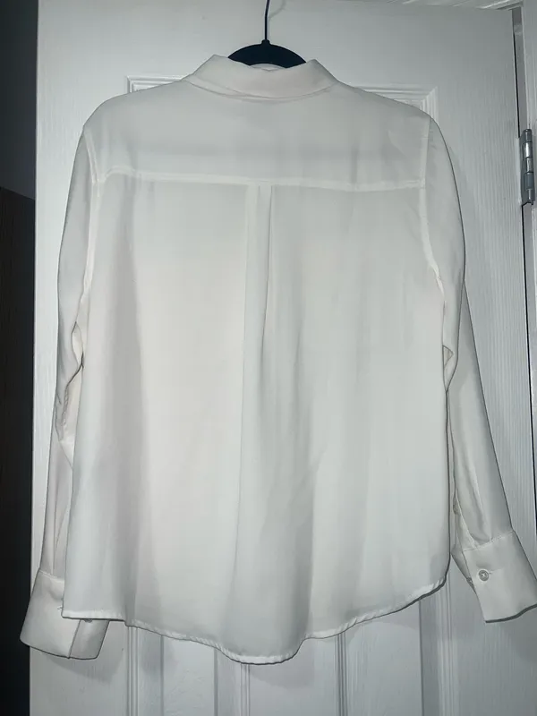 White Blouse long sleeve Size L - Image 2