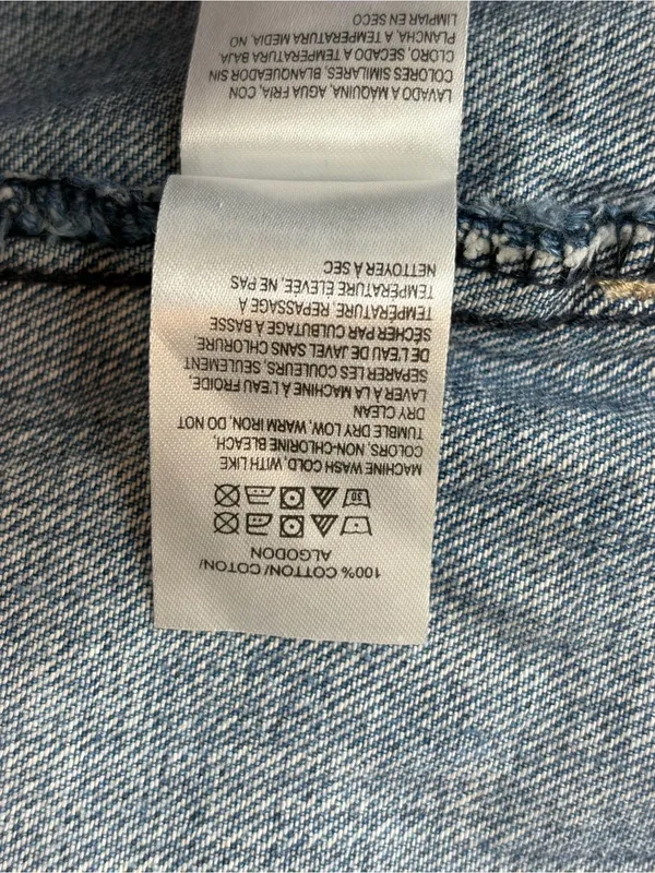 Lucky Brand Women's Boyfriend Trucker Denim Jeans Jacket Distressed Blue small - Image 9