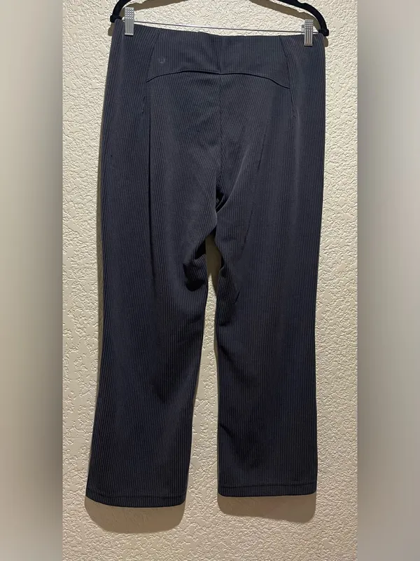 lululemon Ribbed Softstreme Zip leg High Rise Cropped 25” Pants Black Size 12 - Image 5