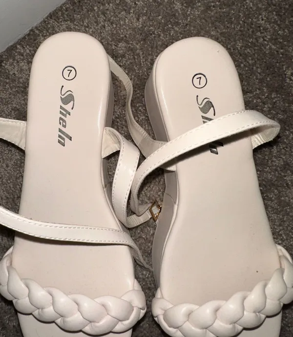SheIn Cream Platform Wedges - Image 4