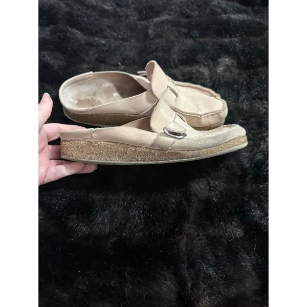 Birkenstock Buckley Size 39 8.5 Tan Suede Slip-On Clogs With Buckle & Cork Sole - Image 6