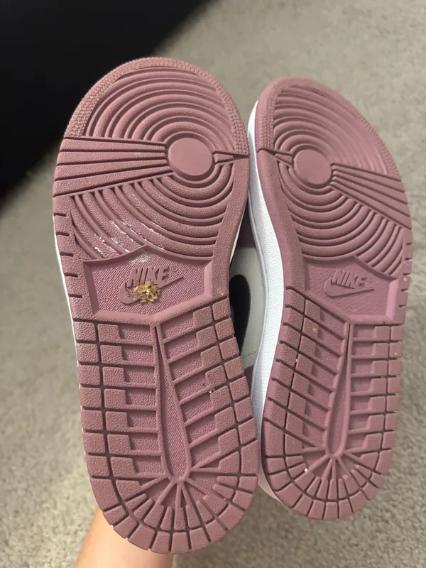 Nike Air Jordan 1 Mid SE Berry Pink Size 7.5 - Image 6