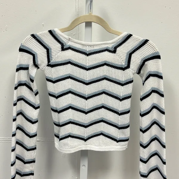 Subdued Chevron Zigzag Cropped Knit Top White Blue Square Neck Size S USA 4 Boho - Image 7