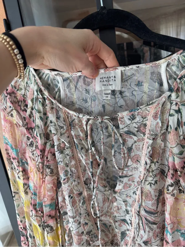 Hemant & Nandita blouse top long sleeve tie front mixed print floral patchwork - Image 2