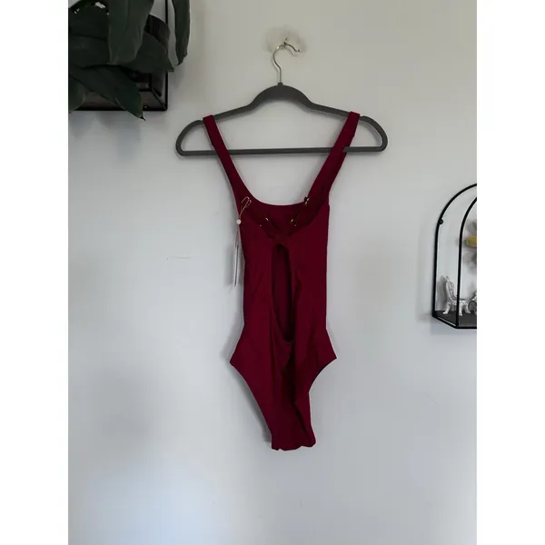 Quince Cherry Red Italian Cross-Back One-Piece Swimsuit Size XS - Image 2