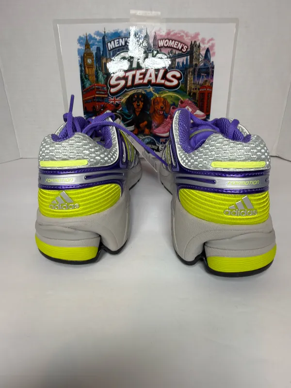 Women’s Adidas Adistar Control 5 size 6W - Image 3